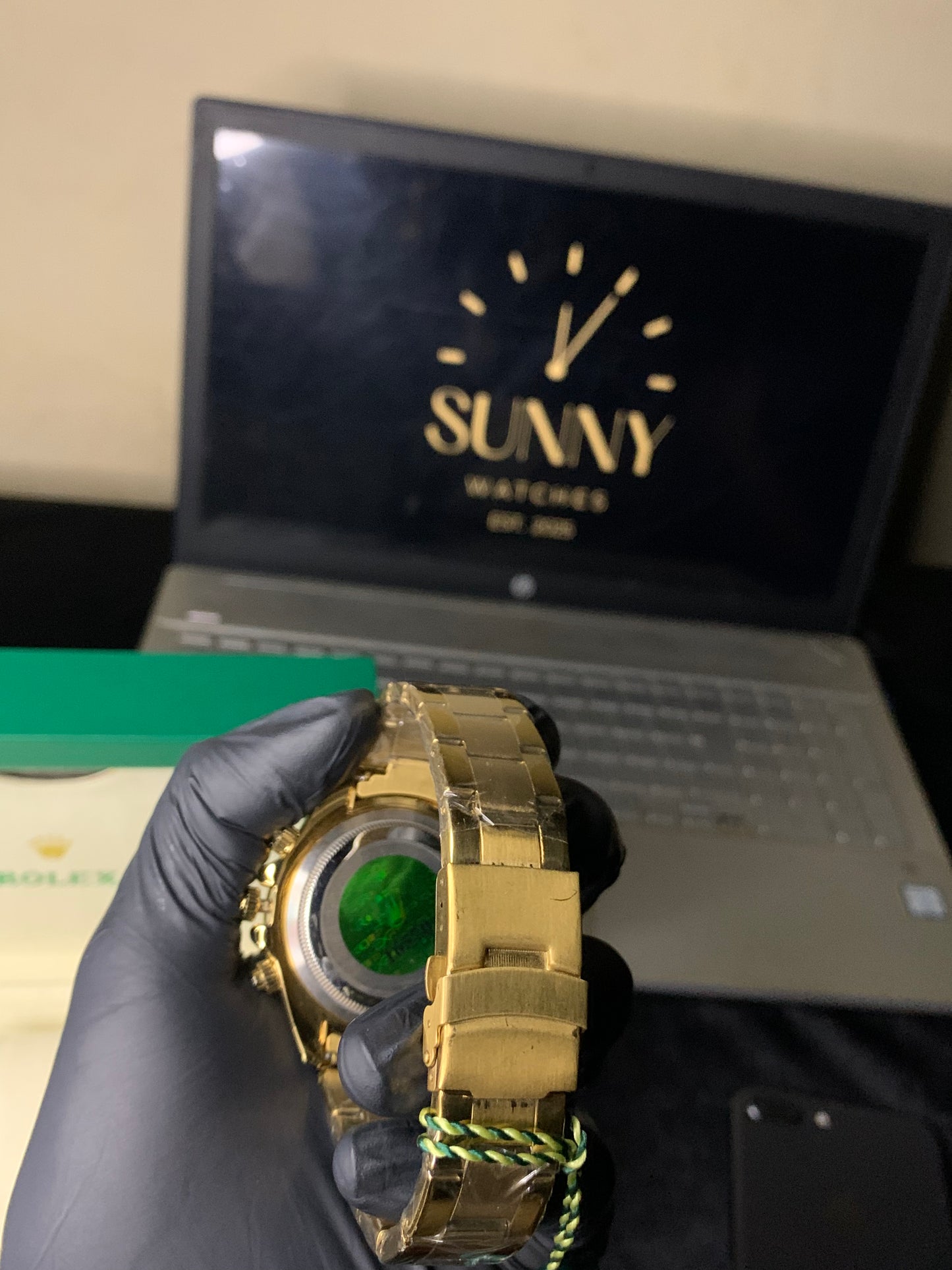 ROLEX DAYTONA (GOLD)