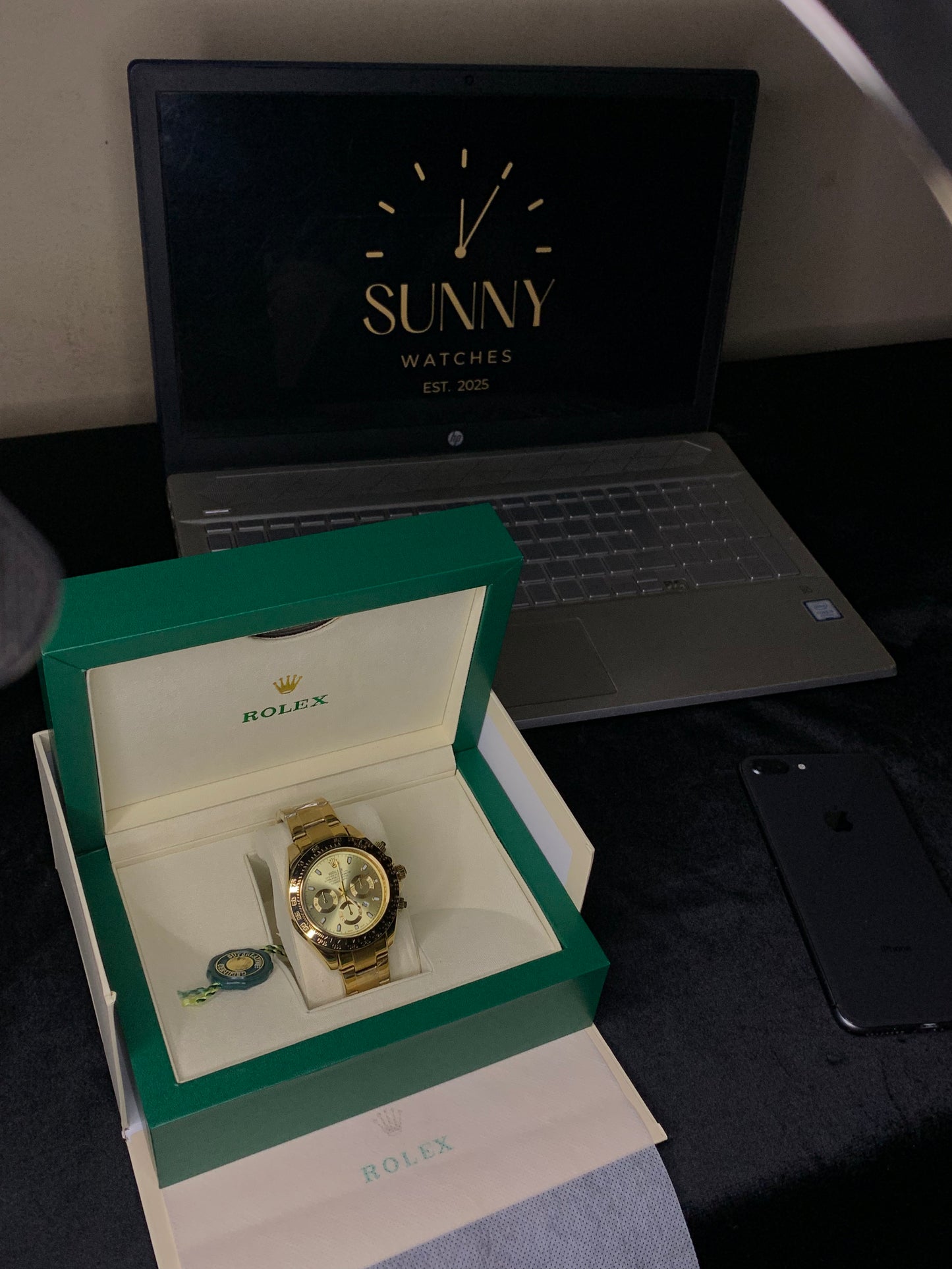 ROLEX DAYTONA (GOLD)