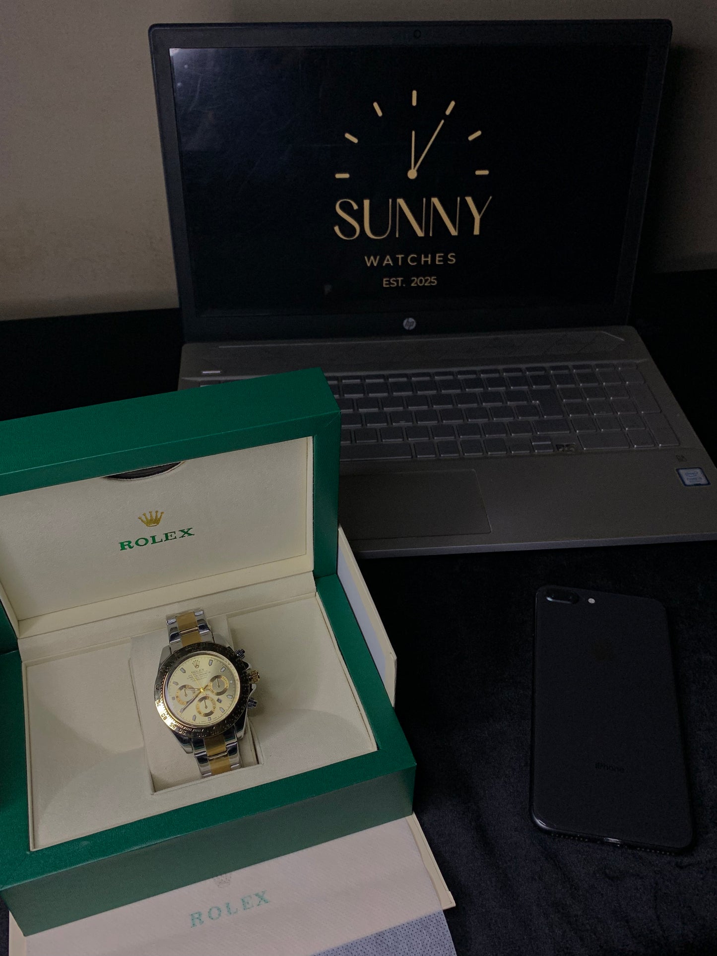 ROLEX DAYTONA (SILVER-GOLD)