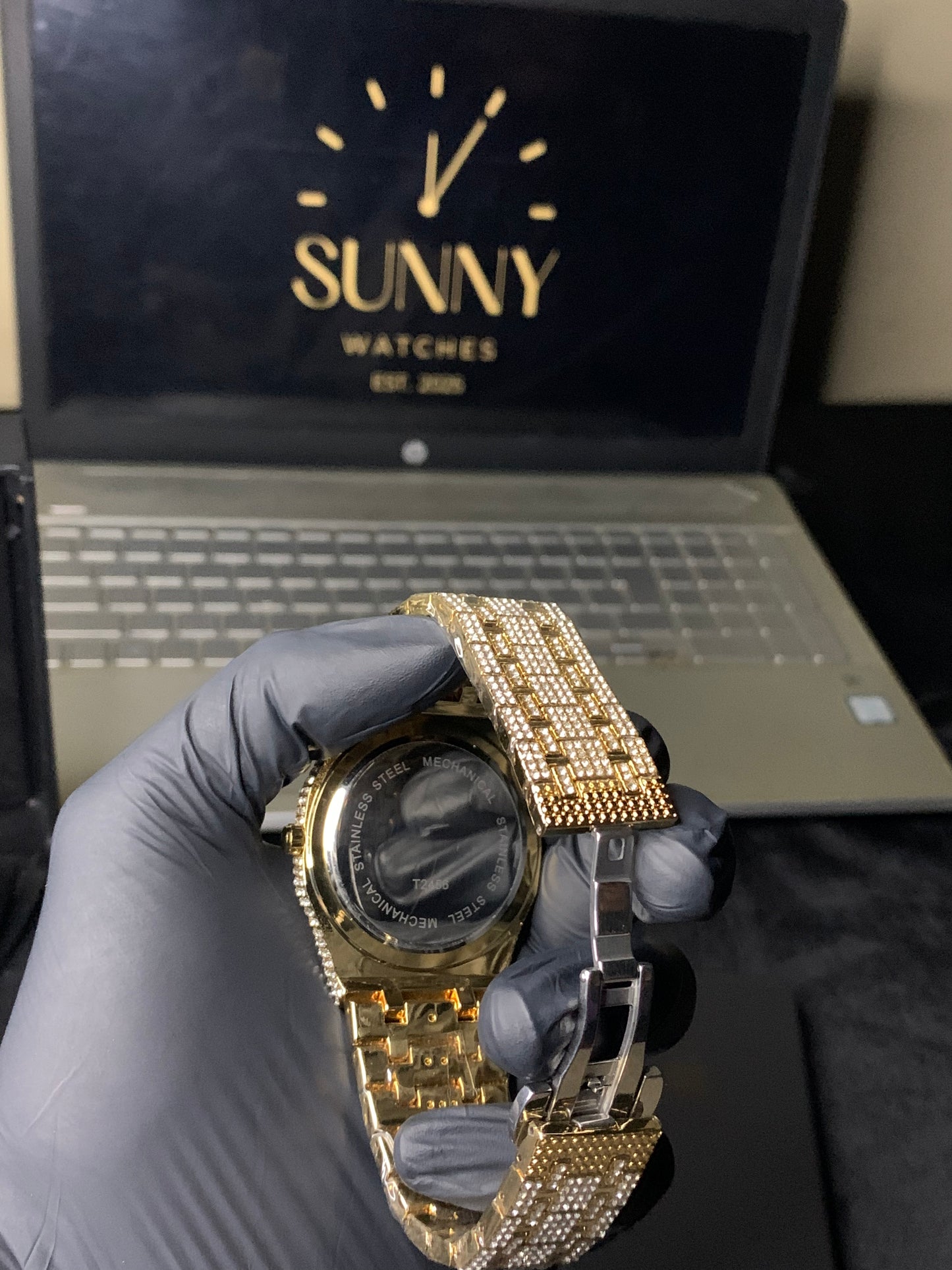 AUDEMARS PIGUET (GOLD)