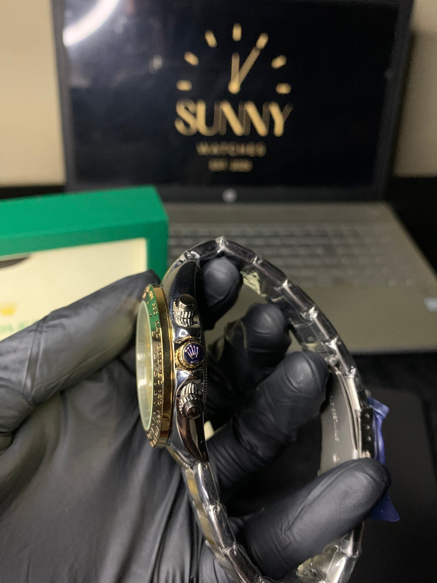 ROLEX DAYTONA (SILVER-GOLD)