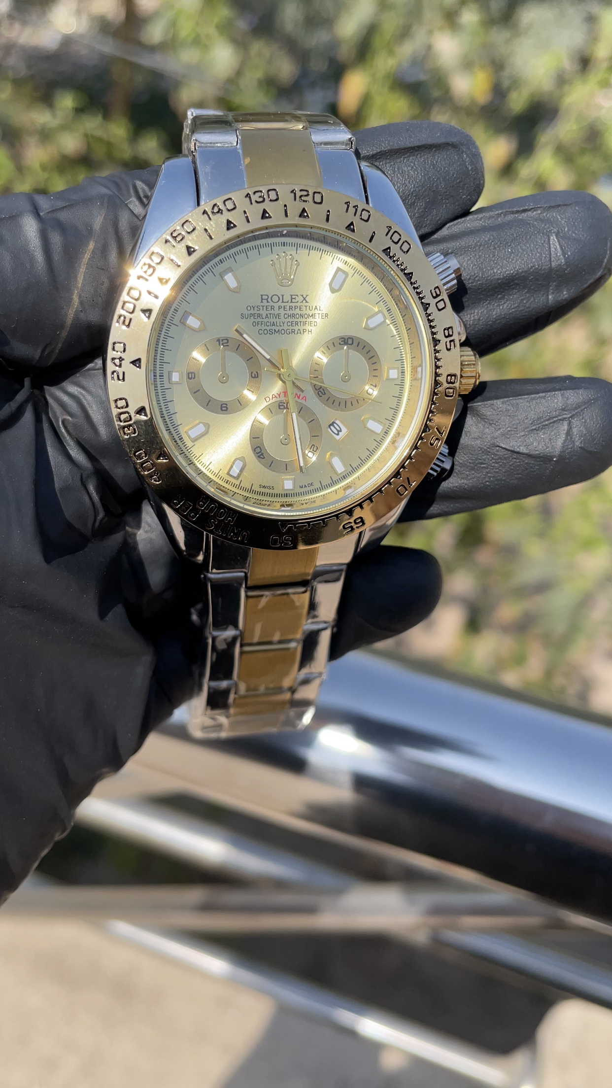 ROLEX DAYTONA (SILVER-GOLD)